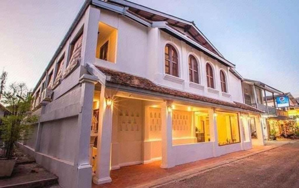 Le Luxe Boutique Hotel Vientiane Extérieur photo