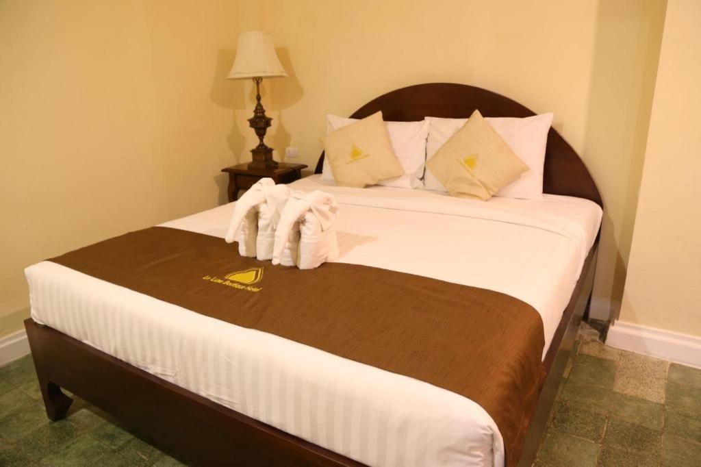 Le Luxe Boutique Hotel Vientiane Extérieur photo